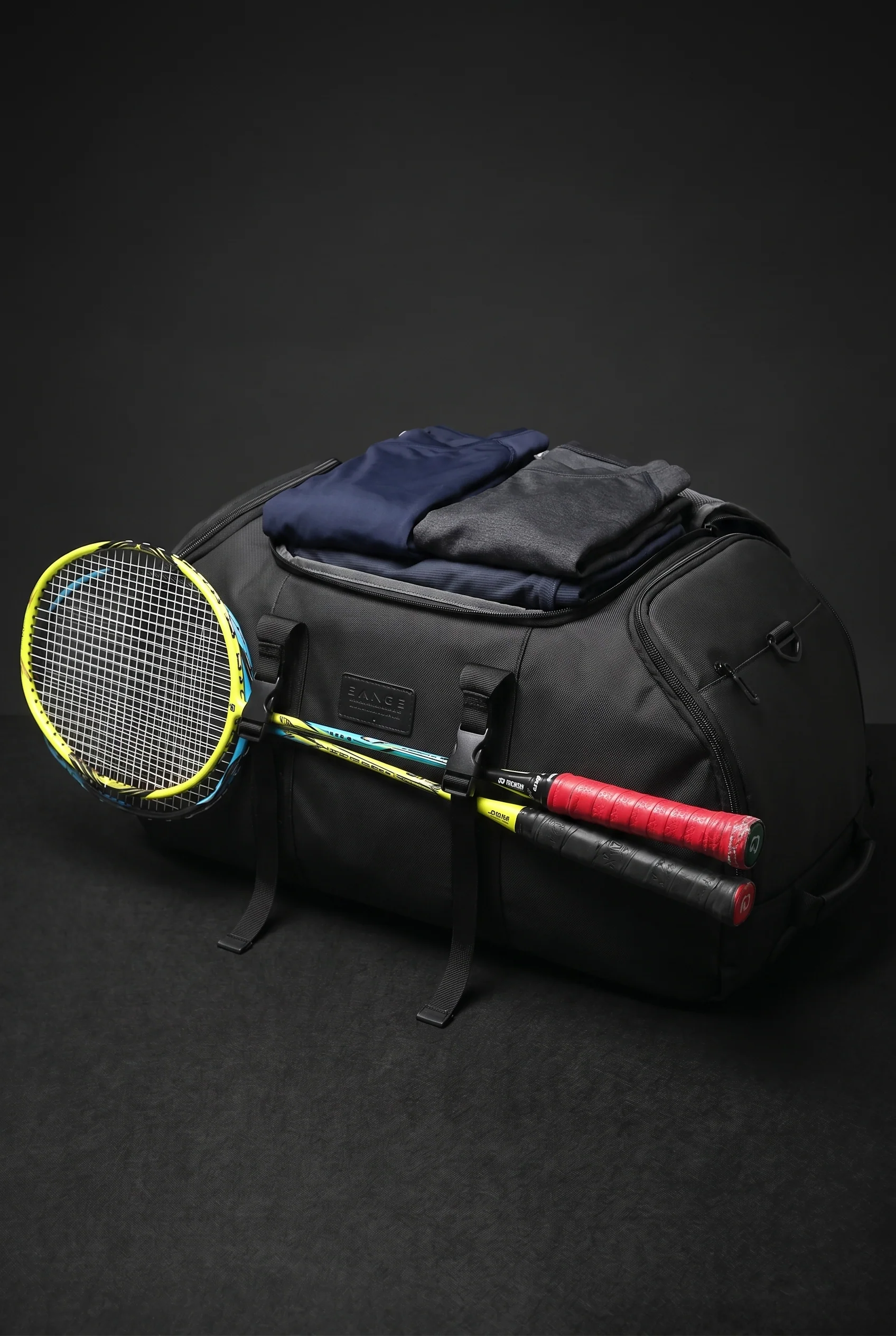 Chimera - 3-in-1-Hybrid-Rucksack, Reisetasche und Umhängetasche