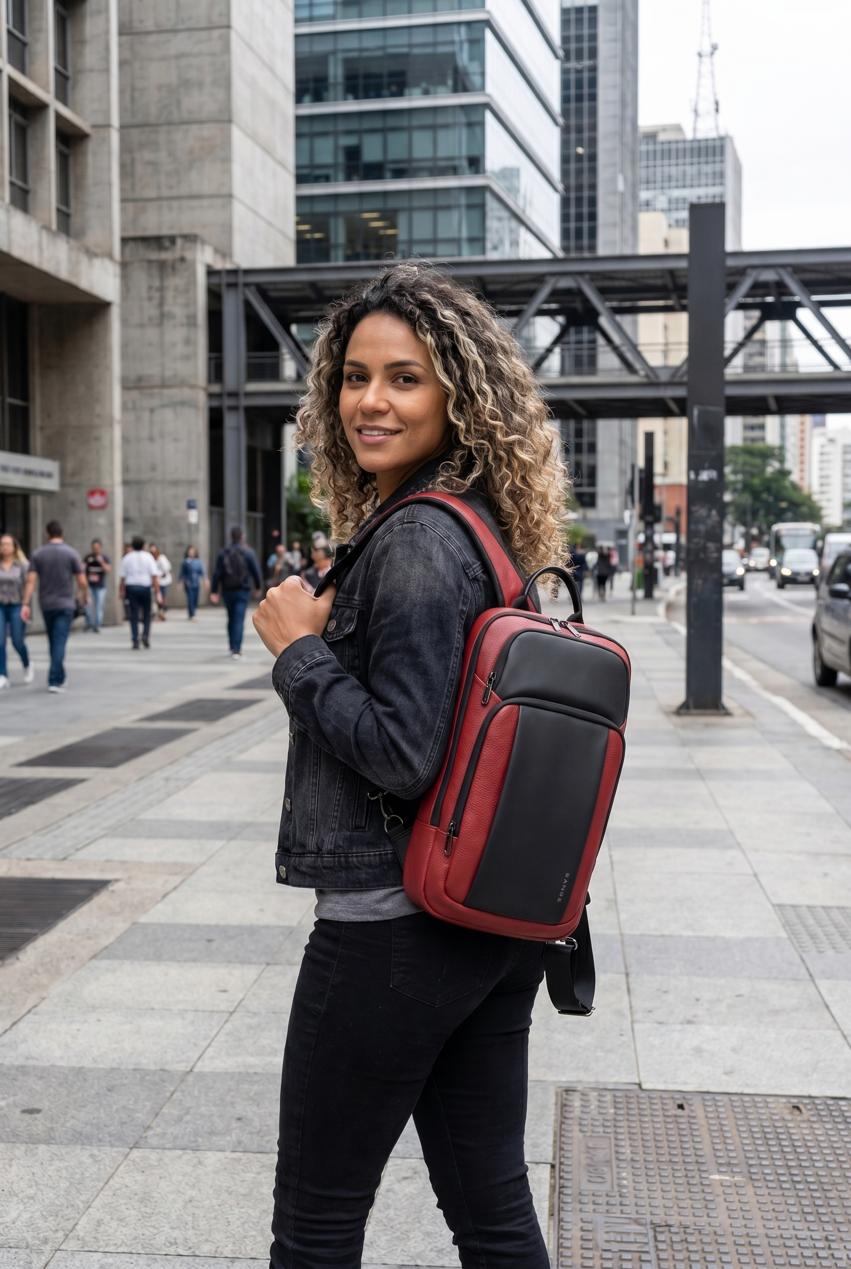 Loader - Waterproof Shoulder Bag