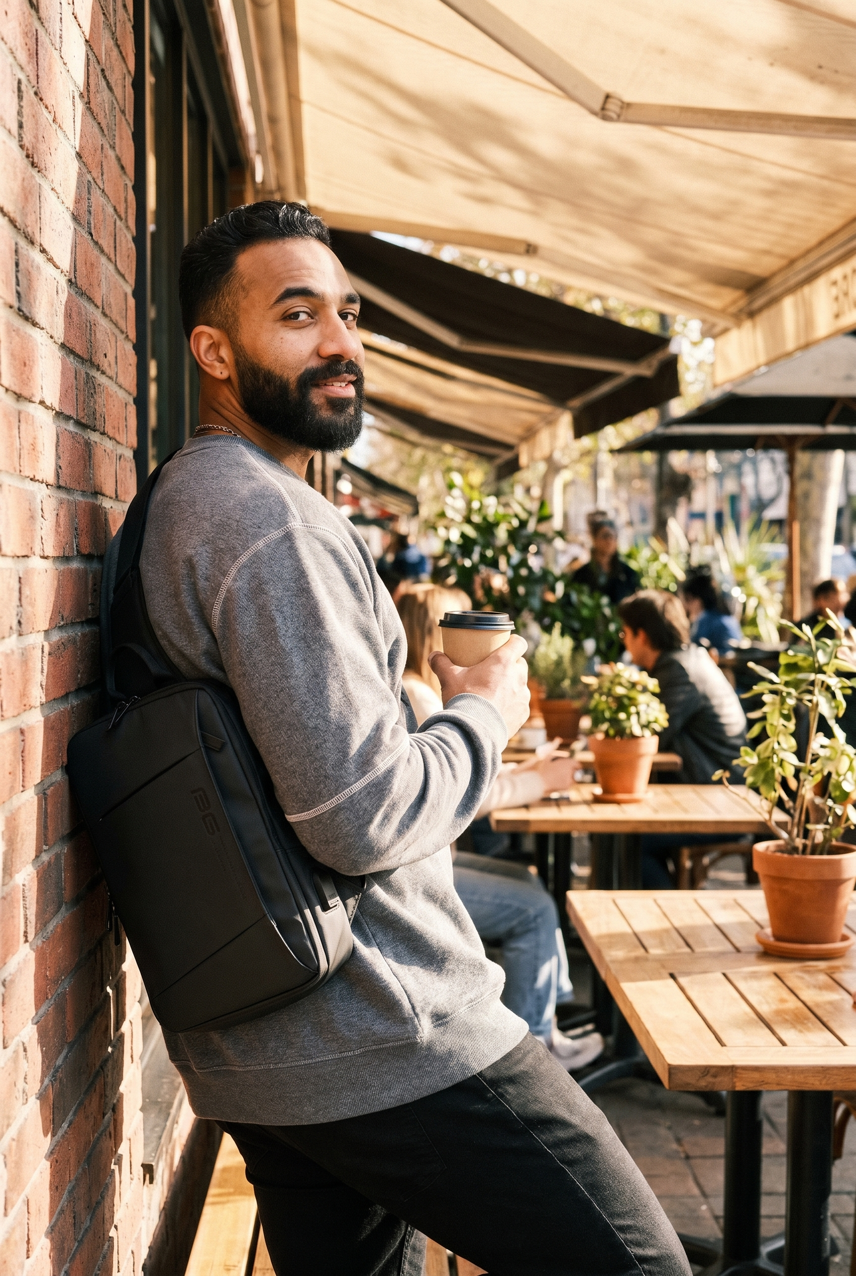Echo - Waterproof Shoulder Bag