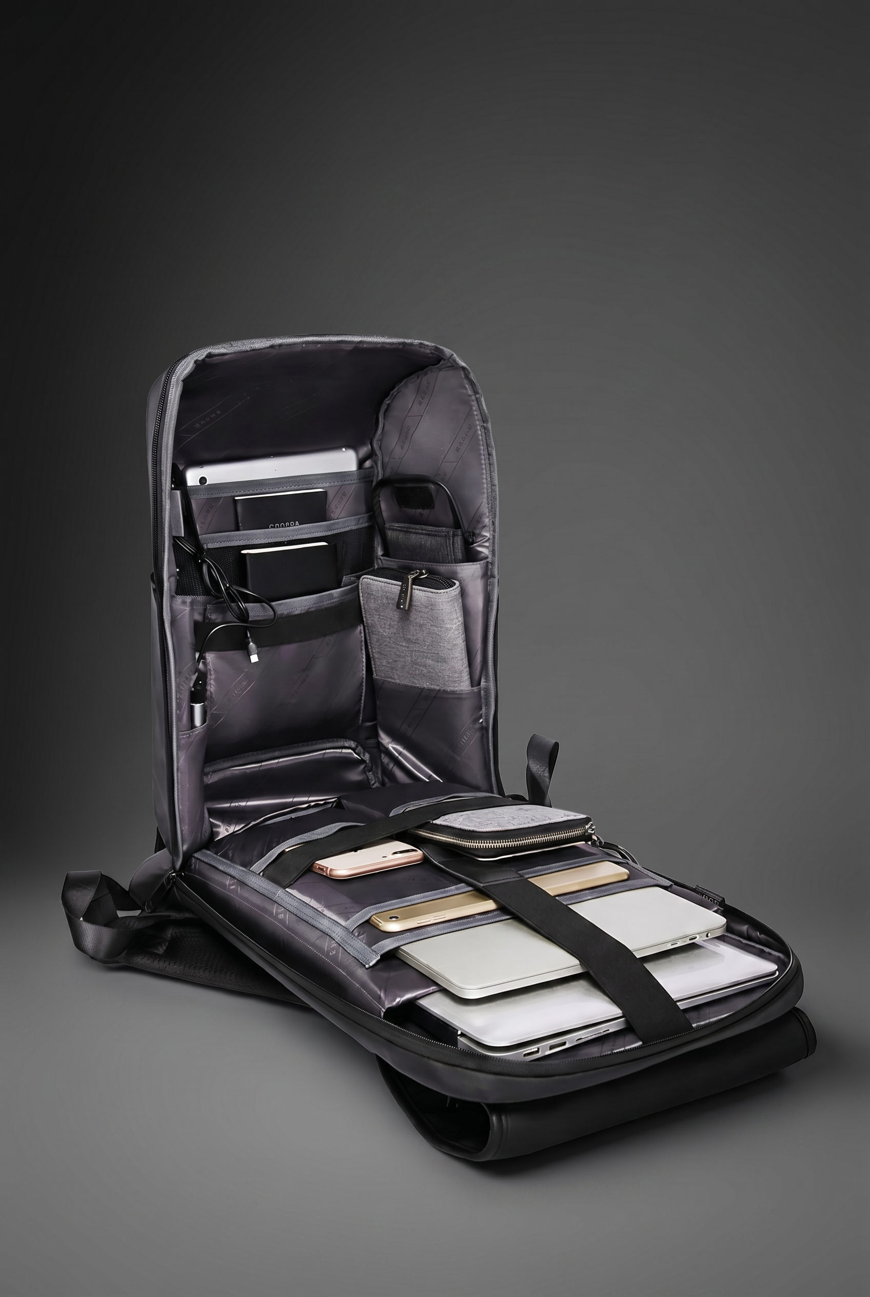 Zephyr - Anti-Theft Waterproof Backpack
