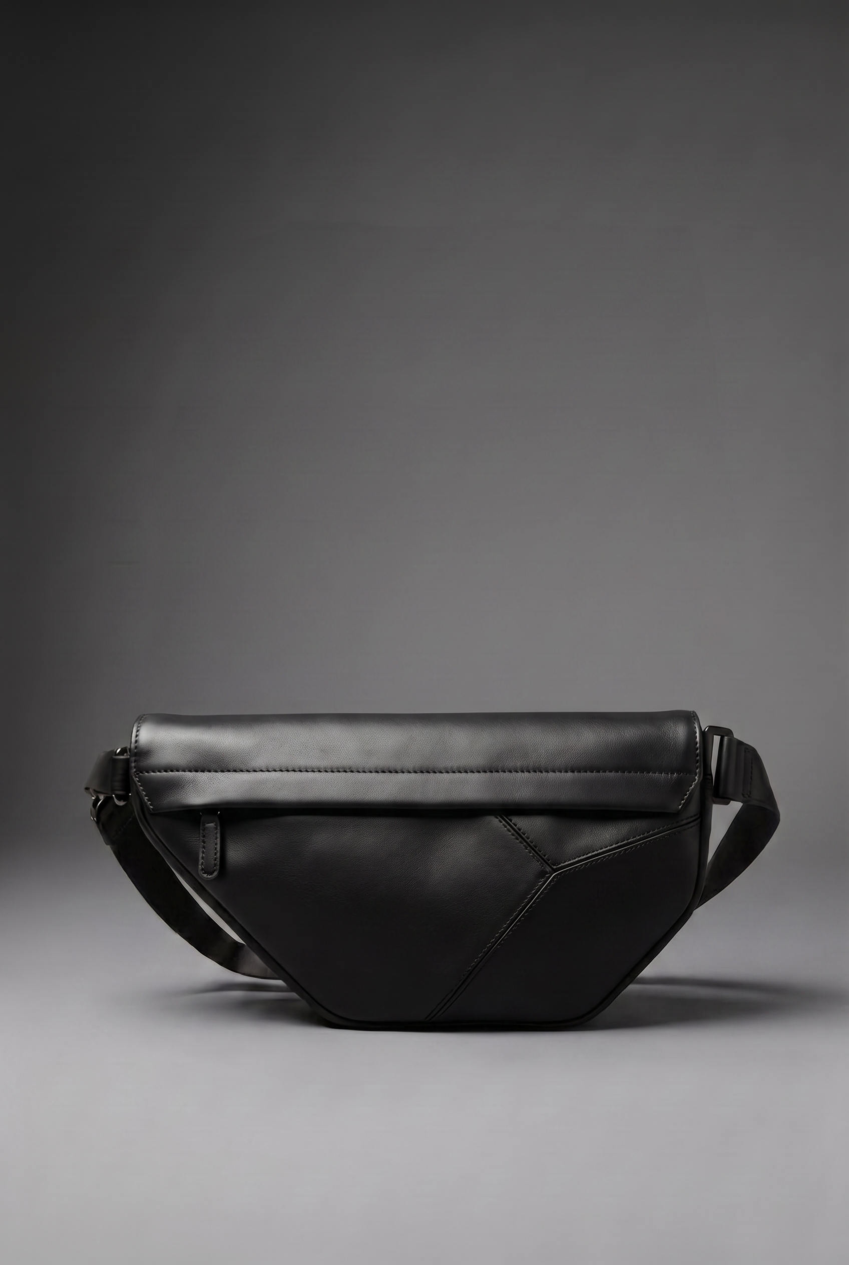 Ascendancy - Shoulder Bag