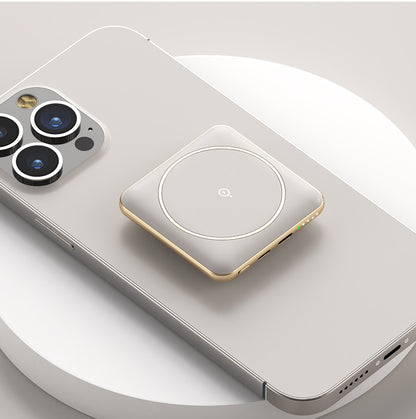 SparkTank - Magnetic Wireless Charging Mini Power Pack