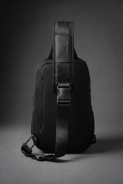 Voyager - Brusttasche