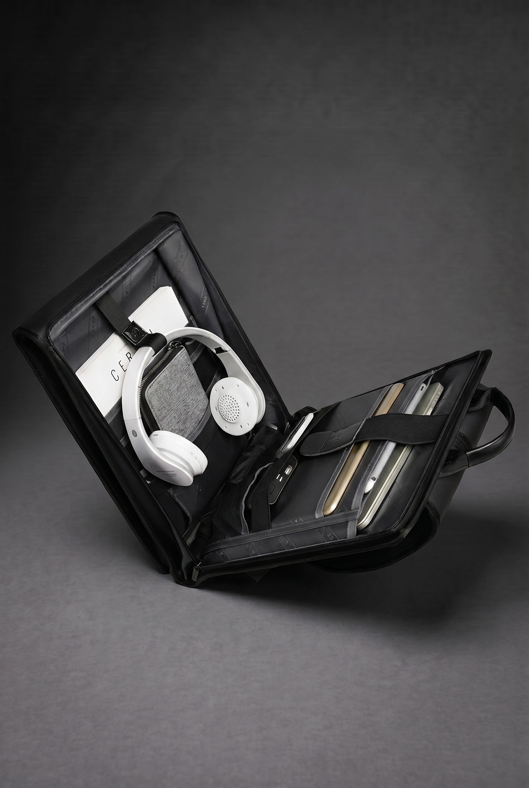 Eclipse - Travel Notebook Backpack