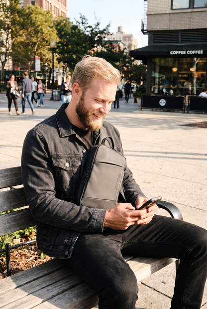 Echo - Waterproof Shoulder Bag